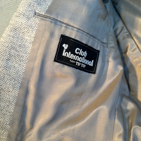 Vintage Gray Blazer with Brown Suede Elbow Patches - Picture 2 of 9
